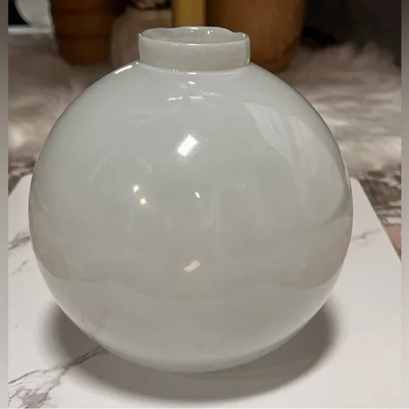 Anthropologie Terrain Bauble Bud Vase in White, NIB - Picture 2 of 4